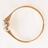 Anello a fiore antico in oro giallo e bianco 14K con diamanti di taglio vecchia miniera (0.14ctw ca.), anni ‘10