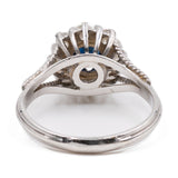 Anello vintage in oro bianco 18k con zaffiro (0,25ct) e diamanti (0,64ctw), anni '60