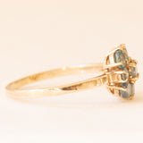 Anello a fiore moderno in oro giallo 9K con topazi verdi trattati (0.60ctw ca.), anno 2005