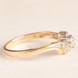 Anello vintage in oro giallo e bianco 9K con diamanti di taglio brillante (0.12ctw ca.), anni ‘70/‘80