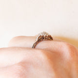 Anello a fiore vintage in oro giallo e bianco 9K con diamanti (0.20ctw ca.) anni ‘70