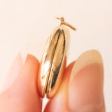 Ciondolo portafoto rotondo vintage con lamina in oro giallo 9K su metallo, anni ‘50/‘60