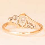 Anello antico in oro giallo e bianco 18K con diamanti di taglio rosetta, anni ‘30