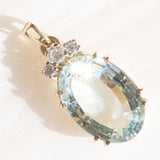 Ciondolo vintage in oro giallo e bianco 14K con acquamarina (10ct ca.) e diamanti di taglio brillante (0.25ctw ca.), anni ‘70