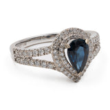 Anello vintage in oro bianco 18K con zaffiro a goccia (1ct ca.) e diamanti (0.70ctw ca.)