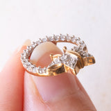 Collana vintage con catenina in oro giallo 9K con ciondolo con farfalla in oro giallo e bianco 9K con diamanti (0.24ctw ca.), anni ‘90