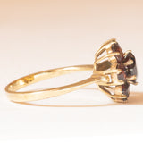 Anello a margherita vintage in oro giallo 8K e granati (2.20ctw ca.), anni ‘70