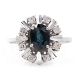 Anello vintage a margherita in oro bianco 14k con zaffiro (1ct) e diamanti (0,24ctw)