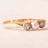 Trilogy antico in oro giallo 14K e argento con diamanti di taglio vecchia miniera (0.20ctw ca.) e perla, primi del ‘900
