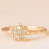 Anello vintage a forma di stella in oro giallo 9K con spinelli sintetici verdi (0.10ctw ca.), anno 2005