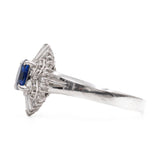 ANELLO A BALLERINA IN PLATINO CON ZAFFIRO (0.65CT) E DIAMANTI (0.65CTW), ANNI ‘90