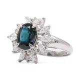 ANELLO A FIORE IN PLATINO CON ZAFFIRO AUSTRALIANO (2.26CT) E DIAMANTI (0.84CTW)