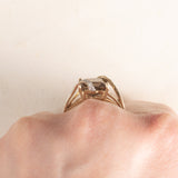 Anello da cocktail vintage in oro giallo 9K con quarzo fumé (2ct ca.) e diamanti (0.05ctw ca.), anni ‘70