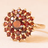 Anello a margherita vintage in oro giallo 9K con granati, anni ‘70