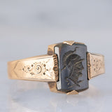 Anello vintage in oro giallo 14K con ematite incisa con profilo di soldato, anni ‘60