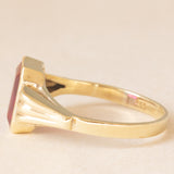 Anello da cocktail vintage in oro giallo 8K con rubino sintetico (2.50ct ca.), anni ‘70