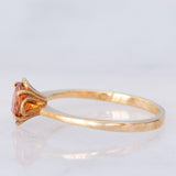 Solitario vintage in oro giallo 9K con zaffiro arancione sintetico (0.56ct)