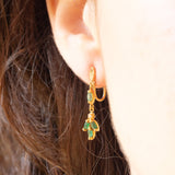 Orecchini vintage pendenti in oro giallo 14K con smeraldi (0.40ctw ca.) e diamanti