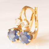 Orecchini vintage in oro giallo 18K con zaffiri (1ctw ca.) e diamanti di taglio brillante (0.16ctw ca.), anni ‘60
