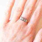 Anello vintage in oro giallo 9K con topazi mistici (1.80ctw ca.) e diamanti (0.03ctw ca.), anni ‘90/anni ‘2000