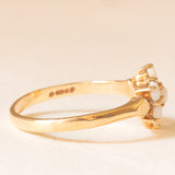 Anello a fiore vintage in oro giallo 9K con opali (0.35ctw ca.), anno 1979