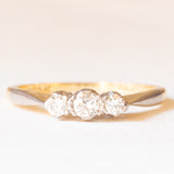 Trilogy antico in oro giallo 18K e platino con diamanti di taglio vecchia miniera (0.18ctw ca.), anni ‘10/‘20