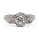 Anello vintage in platino 900 con diamante centrale di 0,46ct e contorno di 0,47ctw