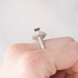 Anello ballerina vintage in platino con rubino (1.05ct) e diamanti (0.43ctw), anni ‘80/‘90