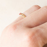 Anello vintage in oro giallo e bianco 18K con rubino sintetico (0.07ct ca.), anni ‘60/‘70