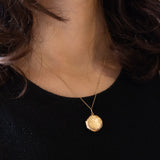 Ciondolo portafoto rotondo vintage con lamina in oro giallo 9K su metallo, anni ‘50/‘60