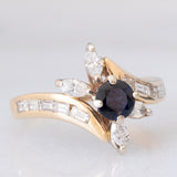 Anello a fiore vintage in oro giallo 14K con zaffiro (0.50ct ca.) e diamanti (0.90ctw ca.), anni ‘70/‘80