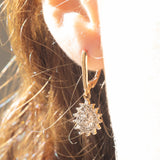 Orecchini pendenti in oro giallo e bianco 9K con diamanti (0.12ctw ca.), anni ‘80