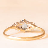 Anello vintage in oro giallo e bianco 9K con topazio azzurro (0.40ct ca.) e diamanti di taglio brillante (0.06ctw ca.), anno 1988