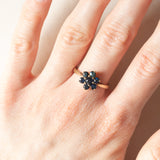 Anello a margherita in oro giallo 9K con zaffiri (1.20ctw ca.), anno 1992