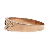 Anello antico a fascia in oro rosa 8K con pasta di vetro rossa e perline, primi del ‘900