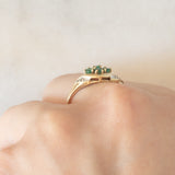 Anello vintage in oro giallo 9K con smeraldi (0.16ctw ca.) e diamanti, anni ‘70/‘80