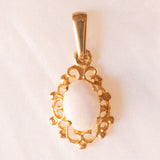 Ciondolo vintage in oro giallo 9K con opale (0.50ct ca.)