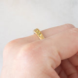 Veretta vintage in oro giallo 9K con sfeni (0.62ctw ca.)