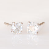 Orecchini punto luce in oro bianco 18K con diamanti di taglio vecchia Europa (0.81ctw ca.)