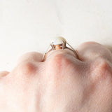 Anello Art Déco in oro giallo e bianco 9K con opale (1.40ct ca.), anni ‘30