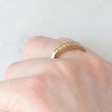 Veretta vintage in oro giallo 9K con peridoti (0.40ctw ca.), anni ‘70/‘80