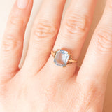 Anello vintage in oro giallo 9K con pasta di vetro azzurra, anno 1990
