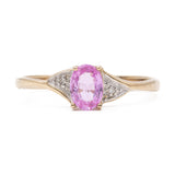 ANELLO VINTAGE IN ORO GIALLO 9K CON ZAFFIRO ROSA (0.44CT) E DIAMANTI