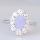 Anello a margherita in platino con giada lavanda (1.55ct) e diamanti (0.81ctw), anni ‘90