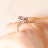 Anello vintage in oro bianco 9K con iolite di taglio marquise (1.10ct ca.), anni ‘80 ca.