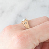 Trilogy gypsy antico in oro giallo 8K con opale e perline bianche, anni ‘10/‘20