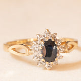 Anello a margherita vintage in oro giallo 9K con zaffiro (0.30ct ca.) e diamanti (0.06ctw ca.), anno 1970