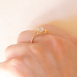 Anello vintage in oro giallo 10K con acquamarina (0.65ct ca.)