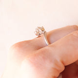 Anello a margherita vintage in oro bianco 14K con diamanti (0.35ctw ca.), anni ‘80