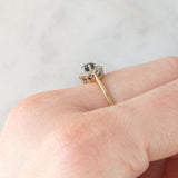 Anello a margherita vintage in oro giallo 9K con zaffiro (0.20ct ca.) e diamanti (0.03ctw ca.), anno 1985